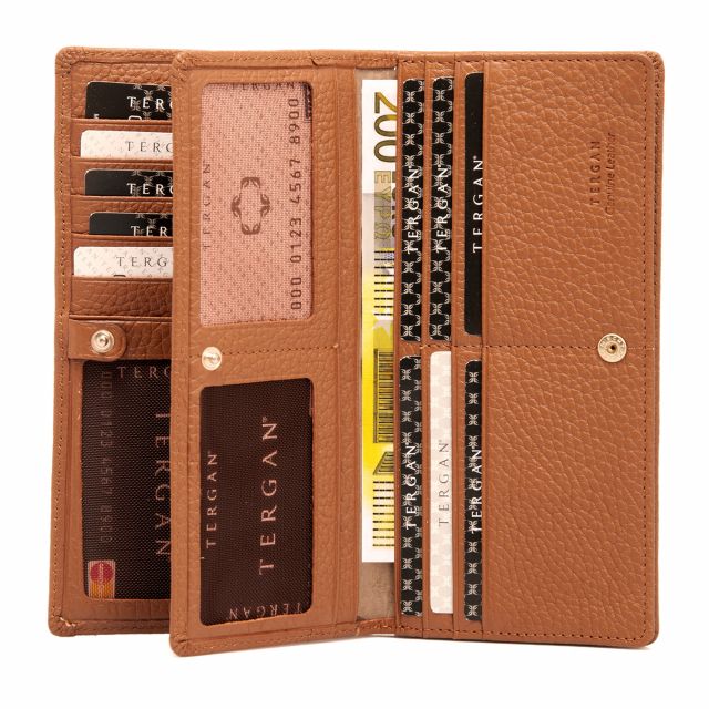 Кафяв дамски портфейл от естествена кожа