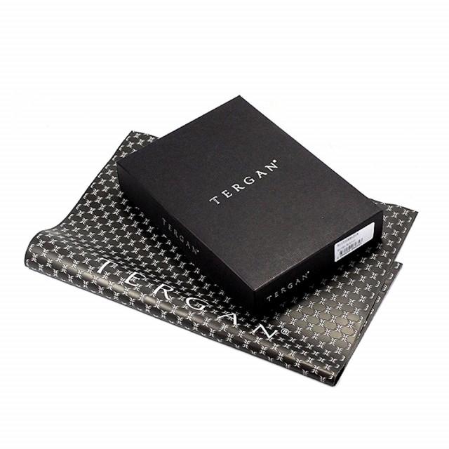 Вертикален мъжки портфейл с компактни размери