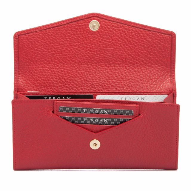 Червено дамско портмоне с калъф за документи