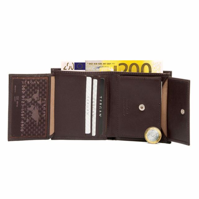 Кафяво портмоне с две отделения за банкноти