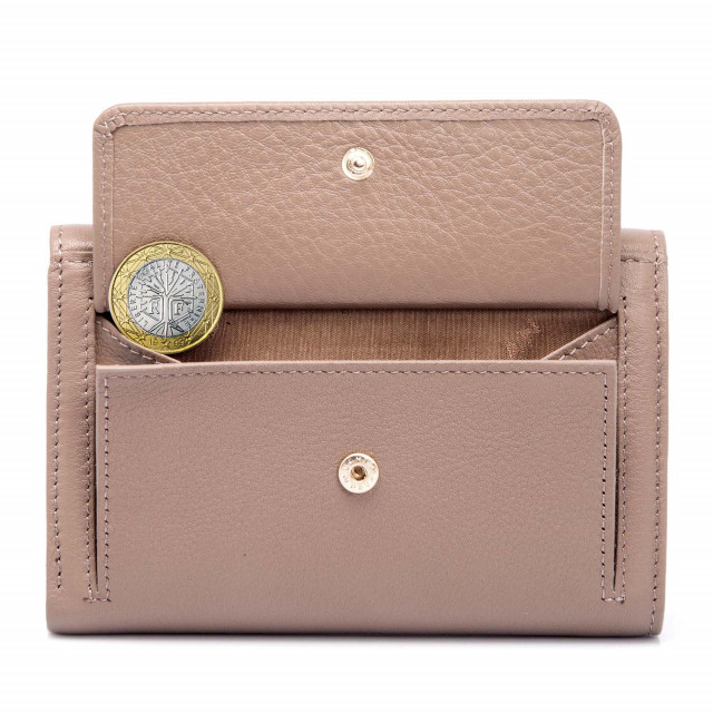 Дамско портмоне с външен монетник