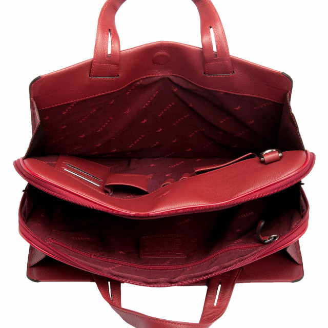 Червена дамска чанта за документи