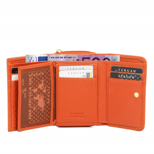 Дамско кожено портмоне в портокалово оранжев цвят